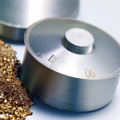 Titanium Sputtering Target for TiN and TiO2 Films: Key Application Differences